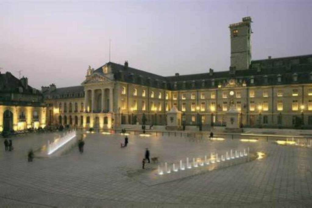 Liberte Apartment Dijon Luaran gambar